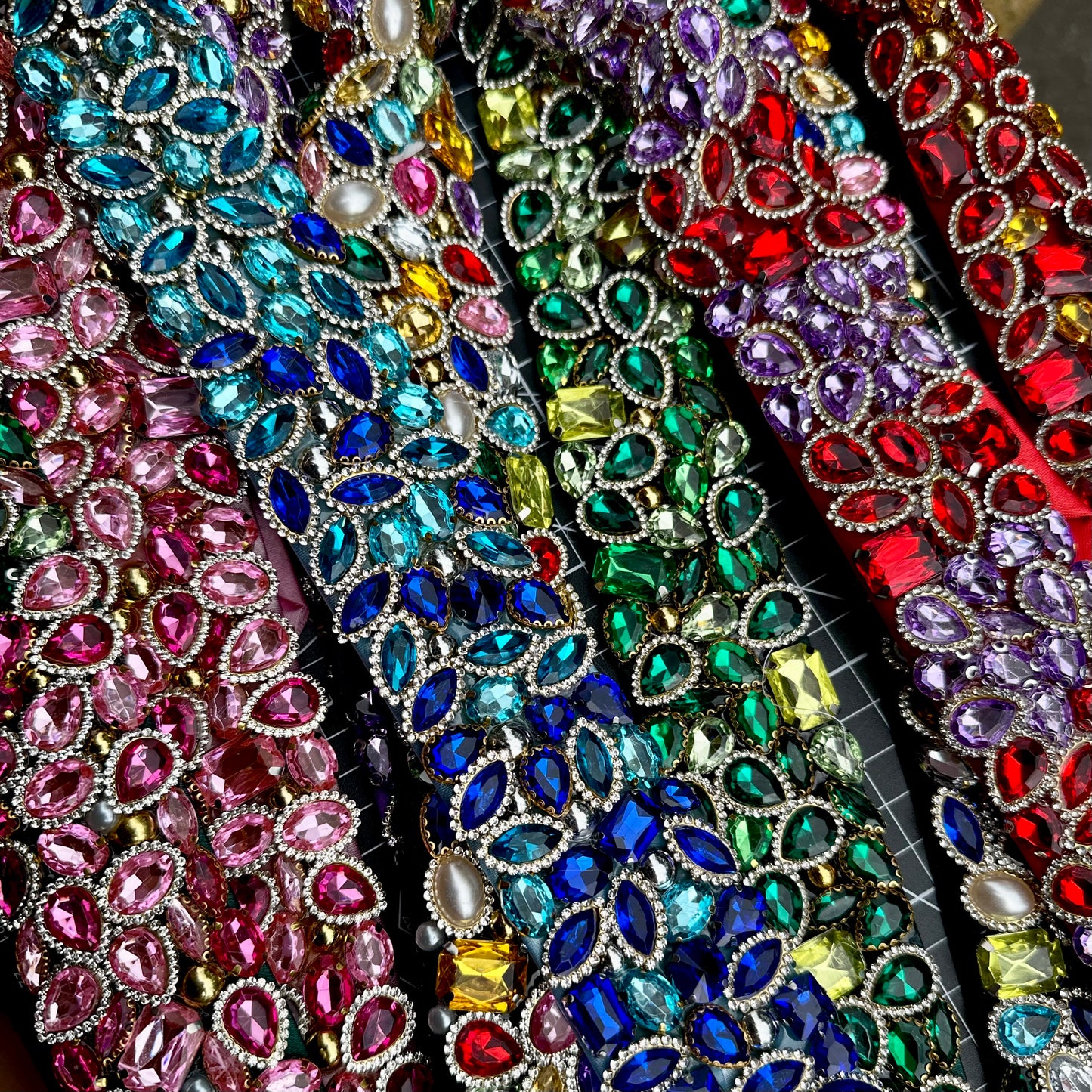 Bedazzled Gem Tie